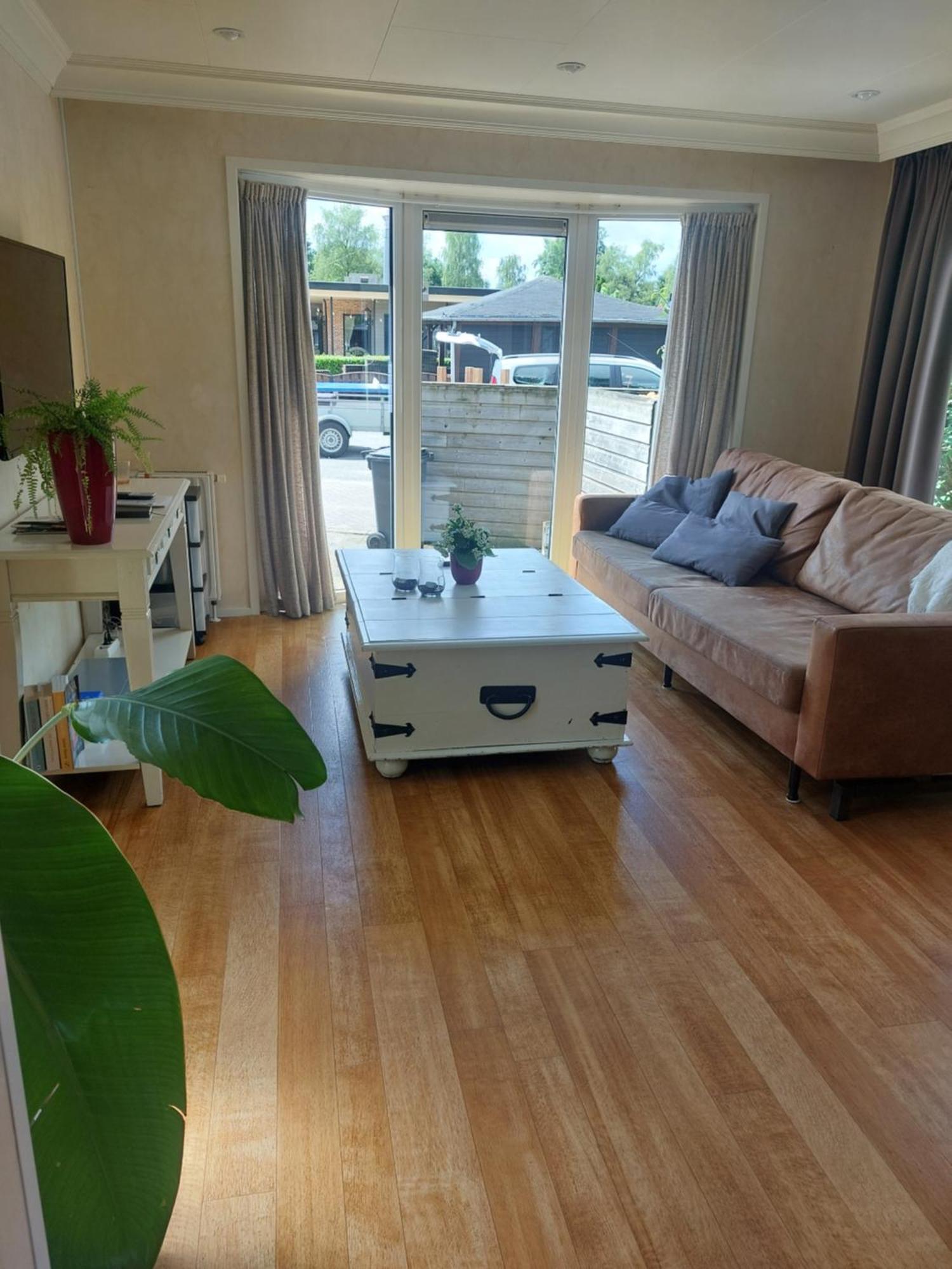 Ruim Familie Chalet Tot 4 Personen Op De Veluwe Bungalowpark De Kern Putten Exterior foto